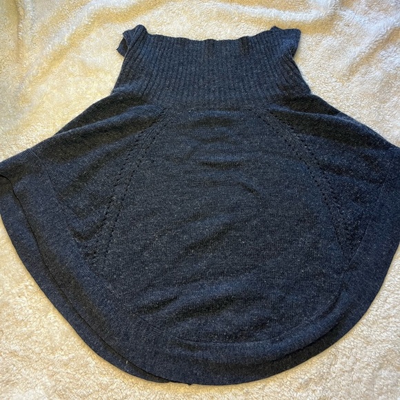 Charlotte Russe Wool Poncho - Picture 5 of 5